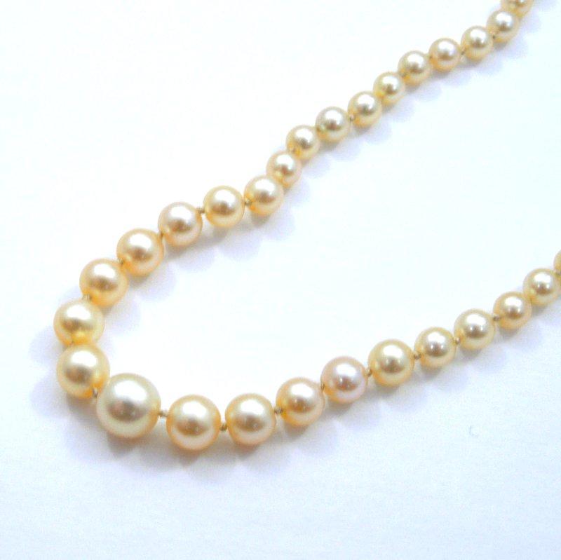 Understanding Different Types of Pearls in Vintage Necklaces